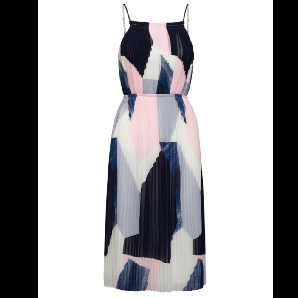 EUC! Banana republic color block pleated dress